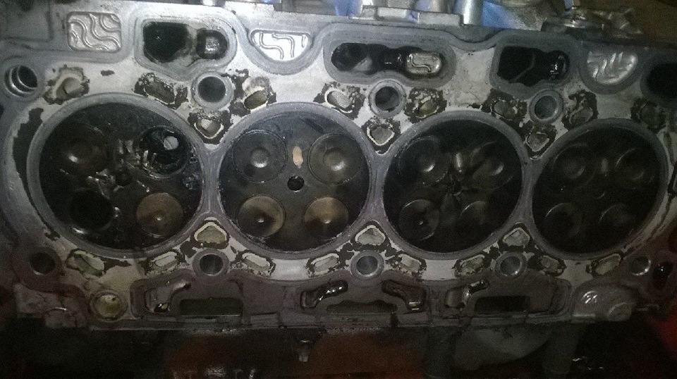 Обламало клапана 1.6 hdi 1
