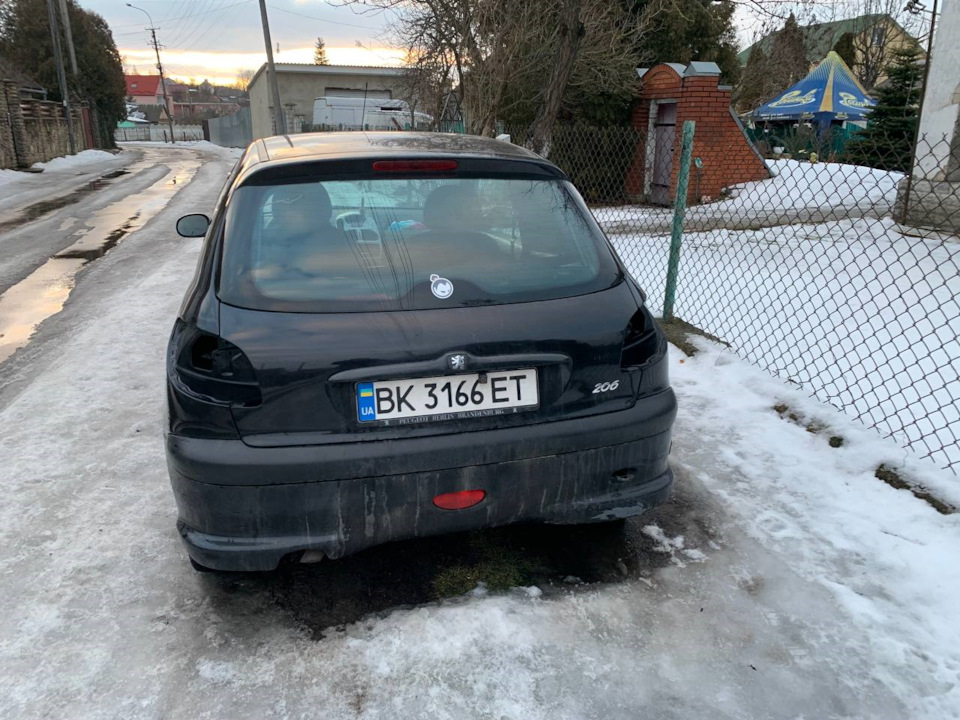 Заміна задніх ліхтарів 4