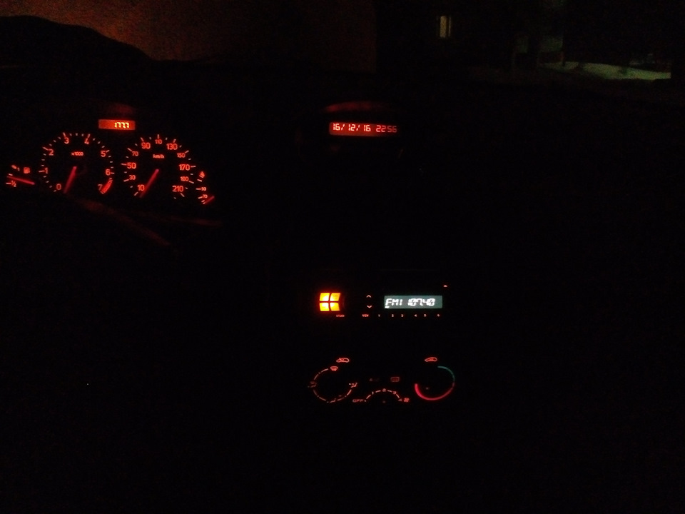 Активний сабвуфер Alpine SWE-815 + голова Alpine CDE-120rm + компонентний фронт Magnat Car Fit Style 216 2