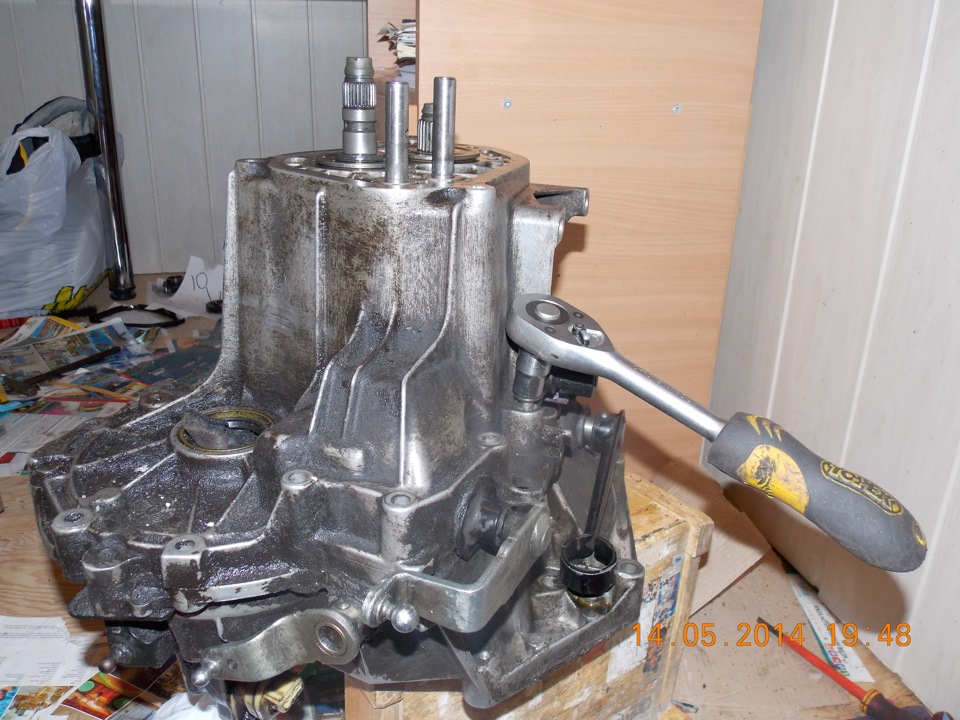 Розбірка МКПП Peugeot 206 МА (2-а частина) 2