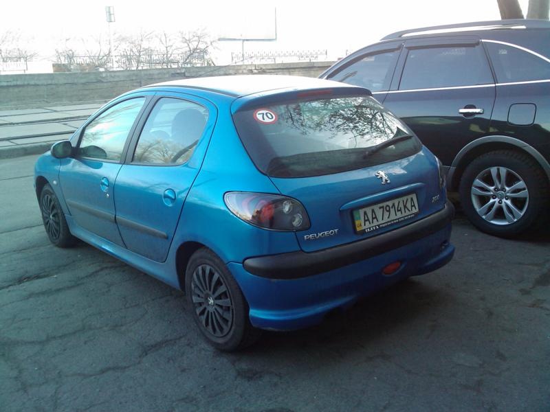 Якщо виросту стану BMW - або ангельські очі для Peugeot 206 3