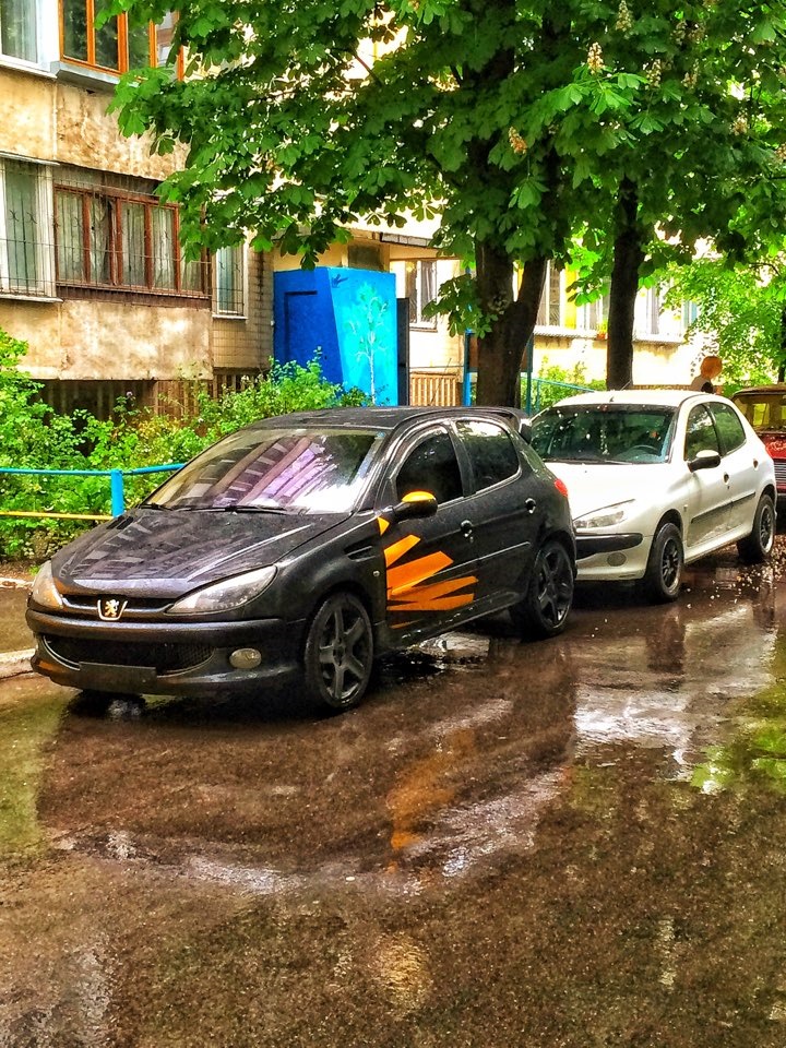 На побаченні))) 1
