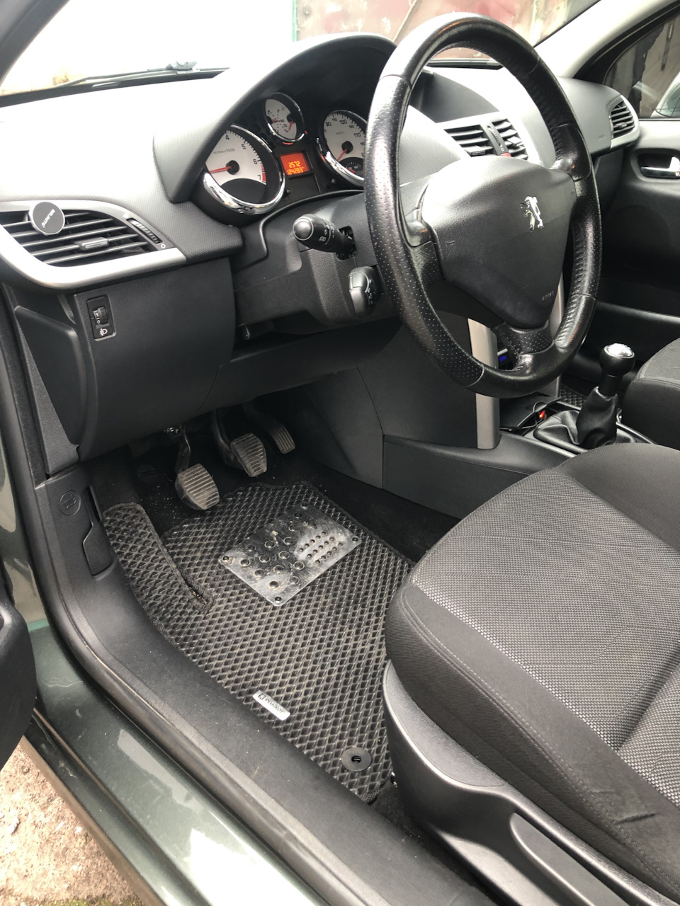 Обновочки для Peugeot 5