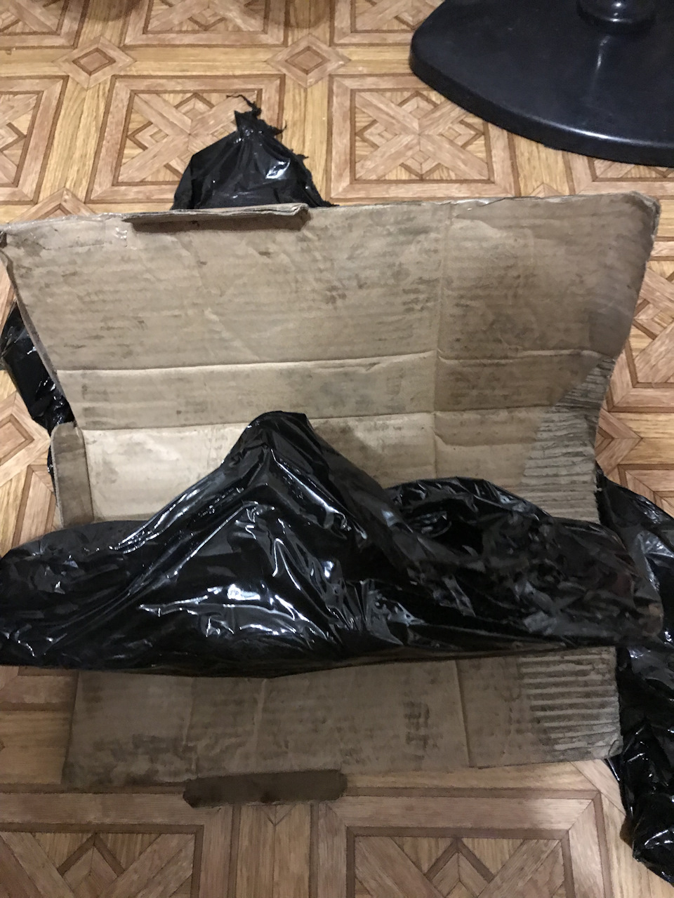Козирки з підсвічуванням 2