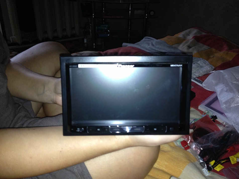 Pioneer AVH-H 8550 ВТ 2-дина 1