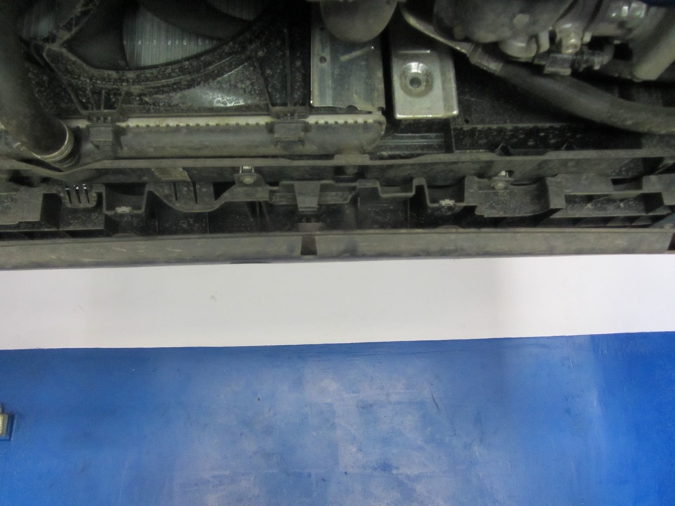 Перше ТО Peugeot208 1.2 хутро. 5