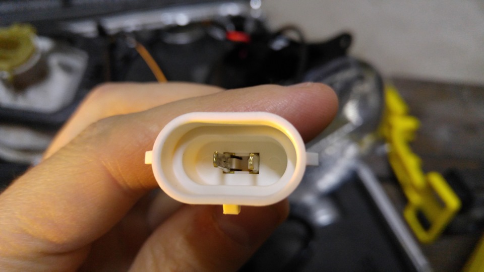 Встановлення ПТФ Osram LEDriving F1 201 (ledfog 201) 3