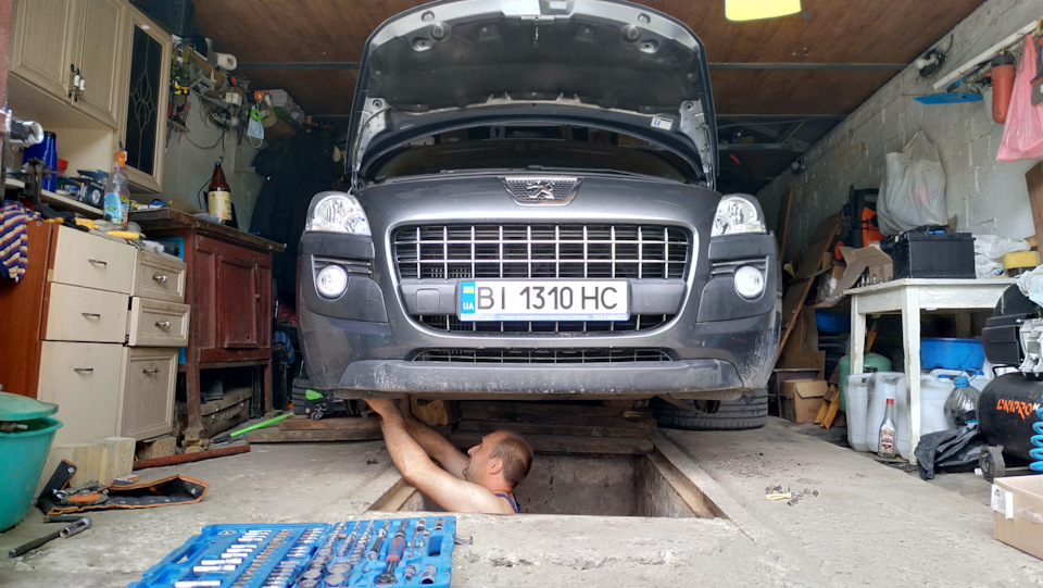 Заміна радіатора кондеціонера 1