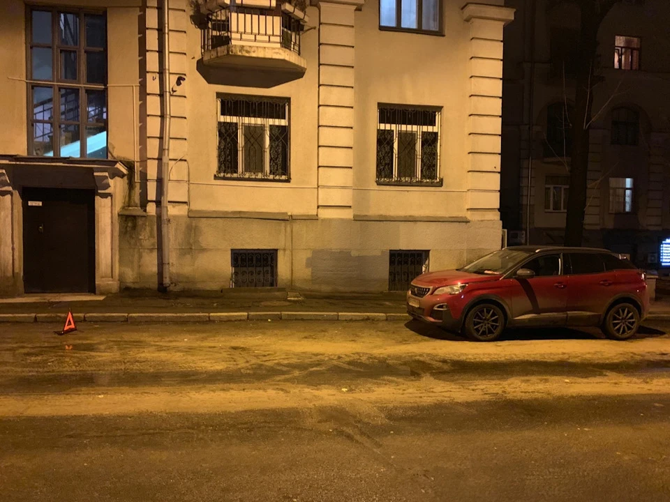 Сів акумулятор? Ні, це підсилювач гальм.