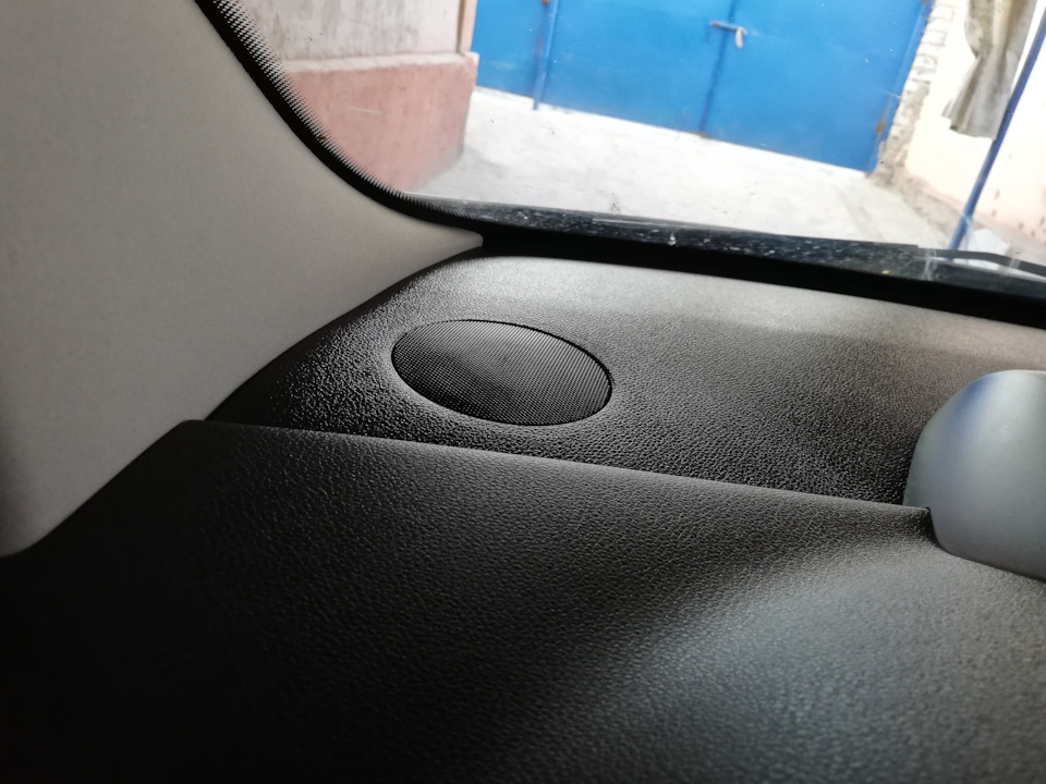 Chemical Guys. Tire shine. Tire kicker 4