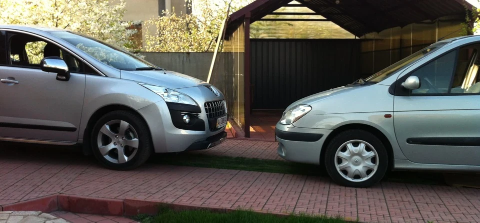 vs Renault Scenic