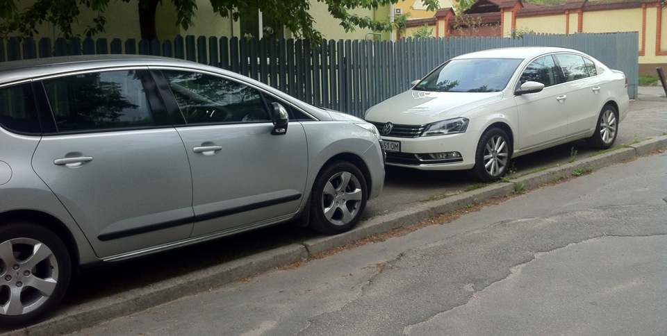 vs Volkswagen Passat 2