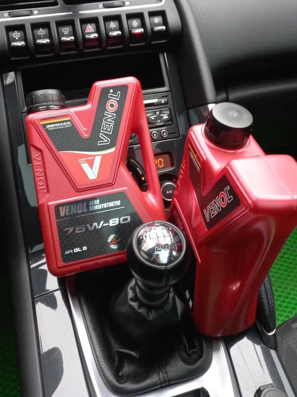 Заміна мастила Venol 75w-80 в коробці