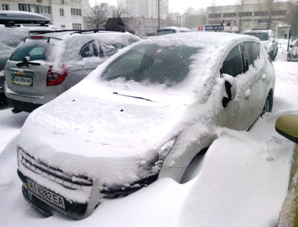 Три місяці зими, четвертий у подарунок…
