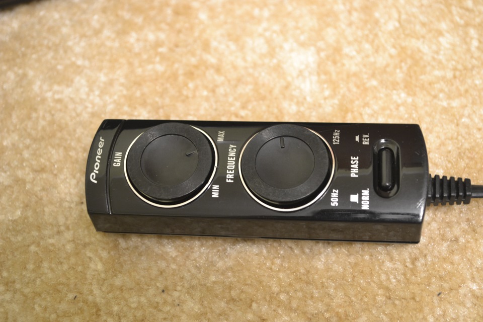 Cабвуфер Pioneer TS-WX110A 3