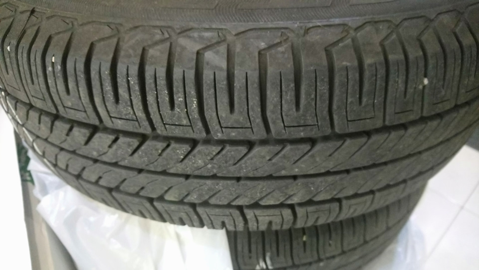 Продам літню гуму 185/65 R15 GoodYear 2