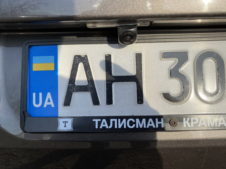 Встановлення камери заднього виду 1