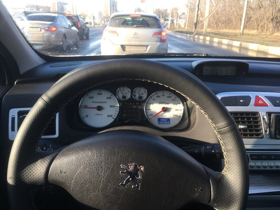 Білі шкали приладів 1