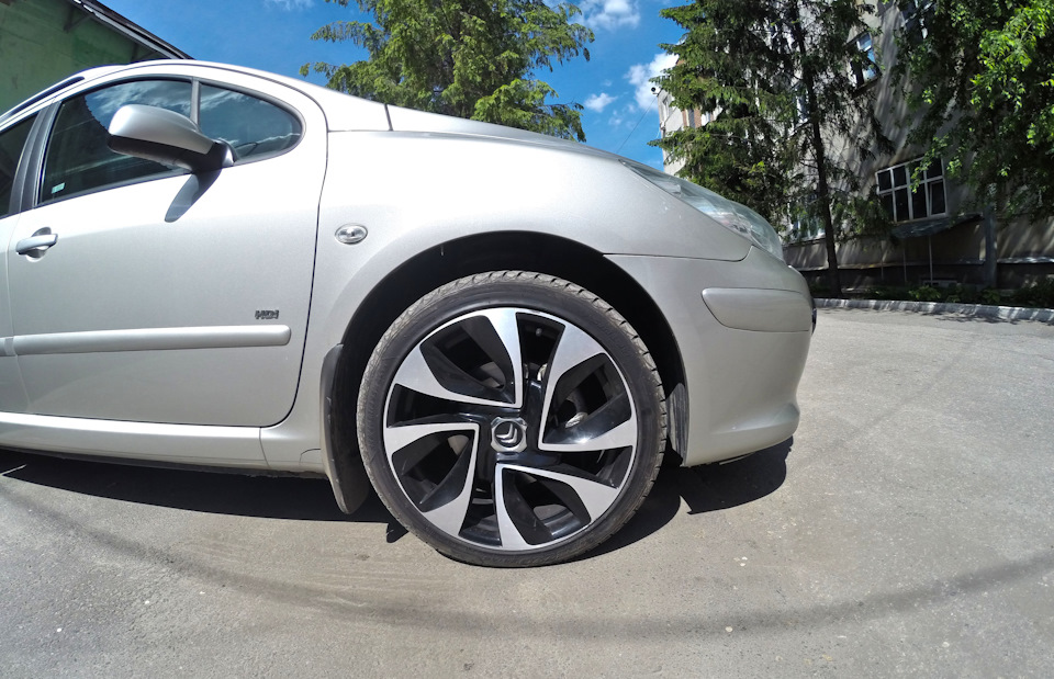 R18 від Citroen DS5 1