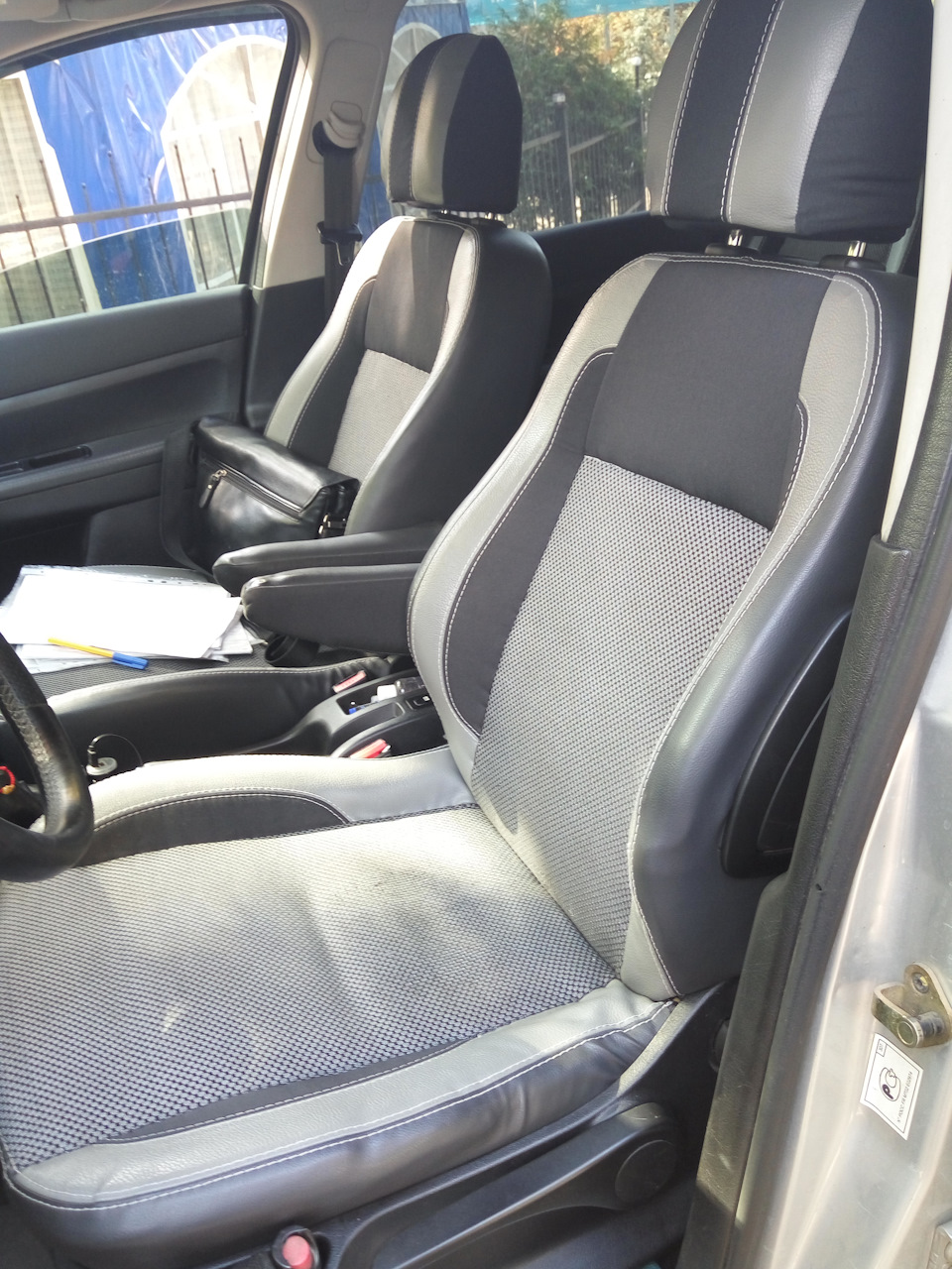 Салон у чохлах 3