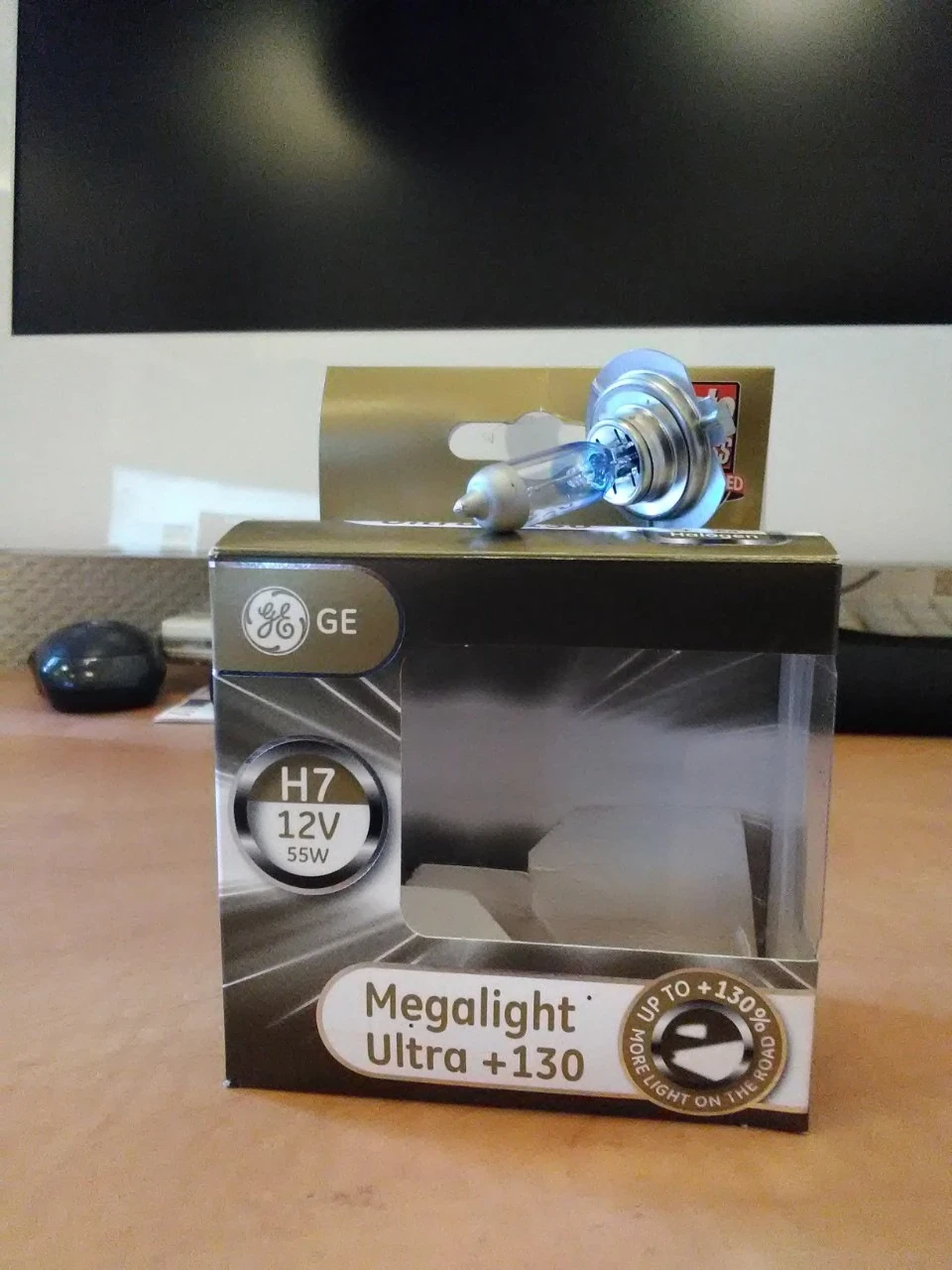 СВІТЛО наше дзеркальце … («General Electric Megalight Ultra +130% H7»)