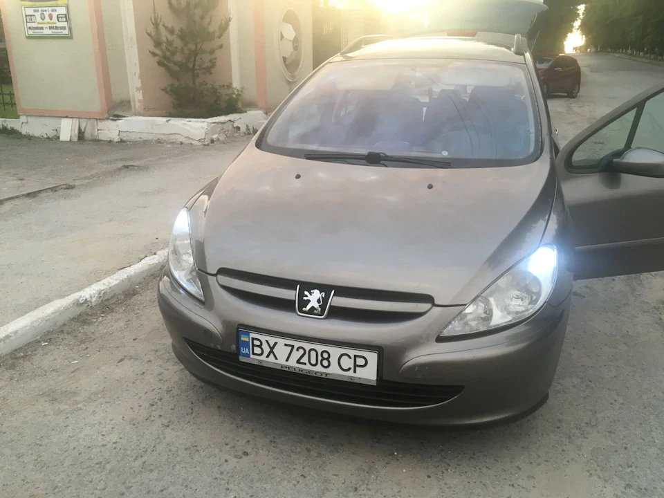 LED DRL у поворотниках