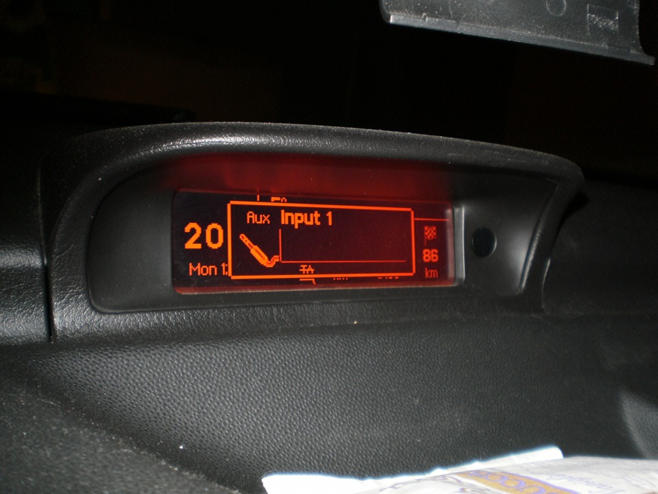 AUX вихід 2