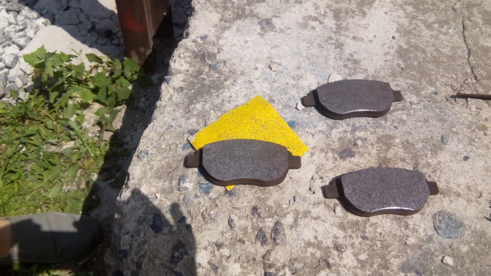 Заміна гальмівної рідини та обслуговування гальм 4