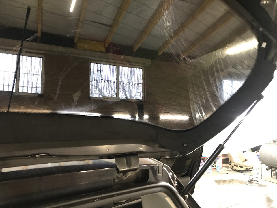 Алькантара в салоні. 3