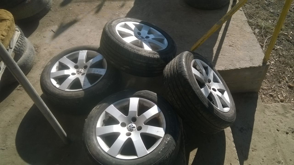 Диски від Peugeot 308 1