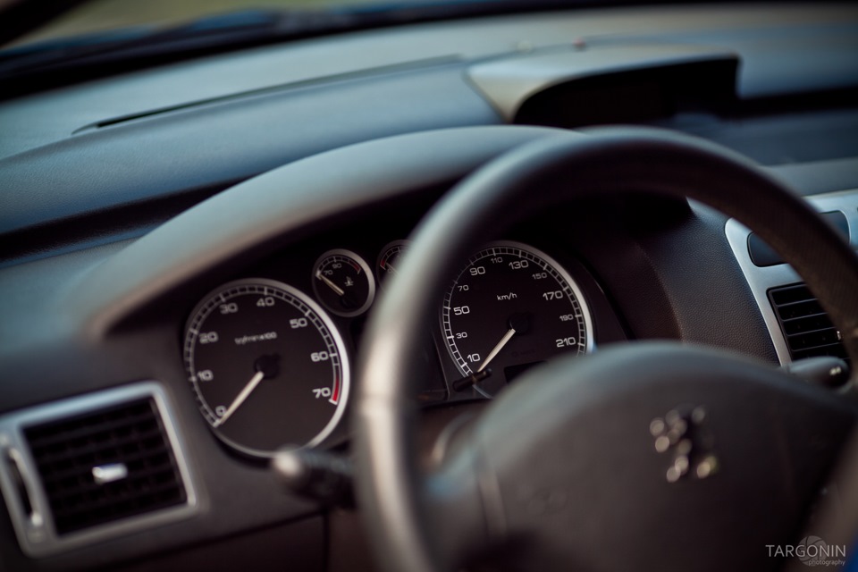 Peugeot 307 з Парижа з любов'ю 5