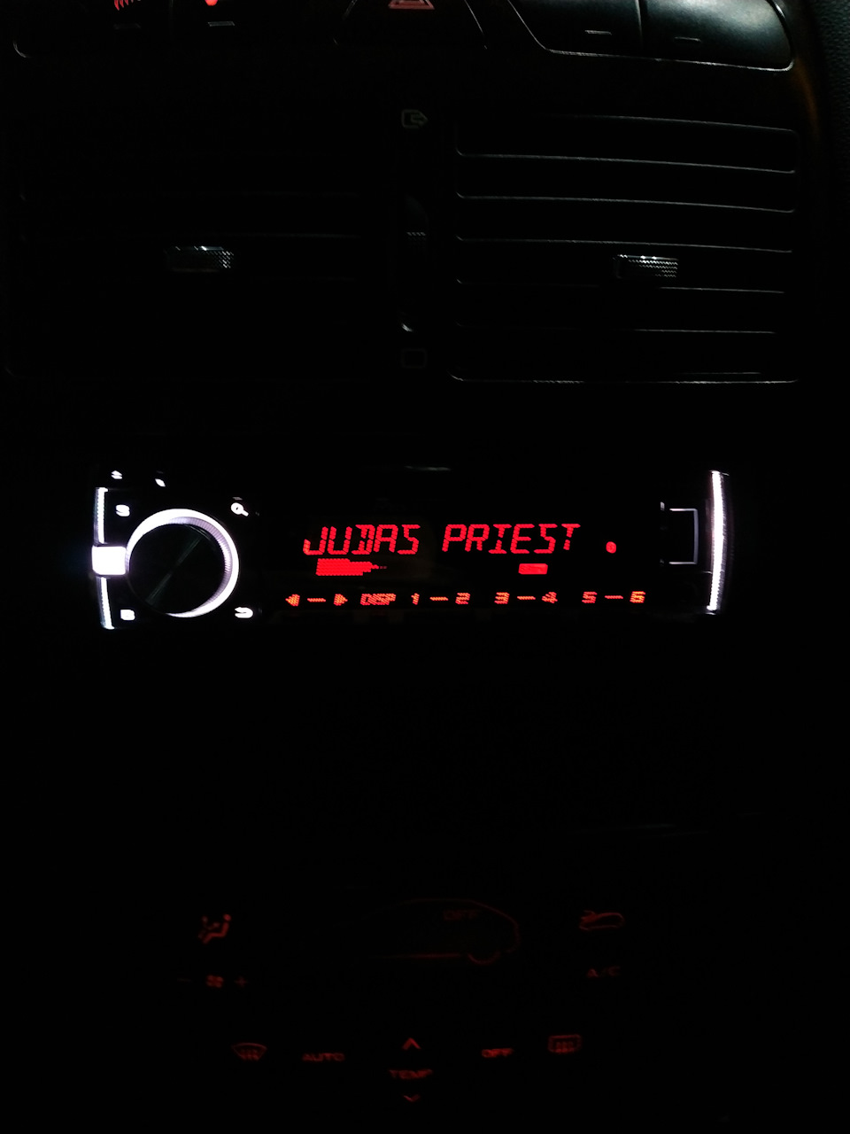 Установка не штатної магнітоли Pioneer 2