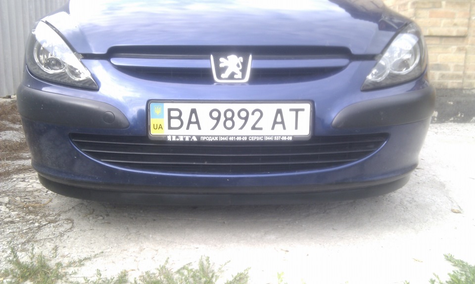 Передній бампер. 3