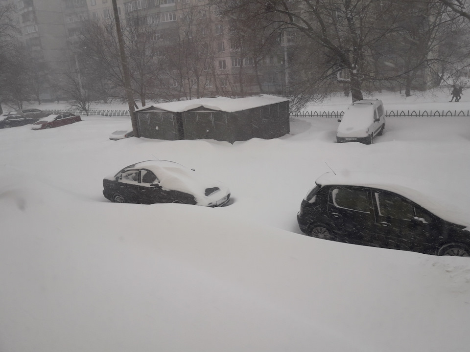 1 березня 2018 Харків засипало снігом…03.03.2018 продовження снігопаду. 3