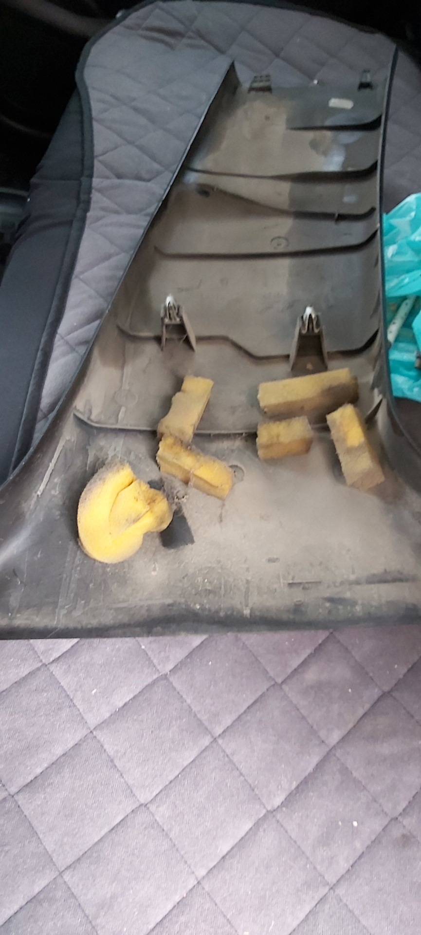 16.12.2020 Заклинило ремінь безпеки водія. Вирішено. Відгук про Белшину на ожеледиці... 5