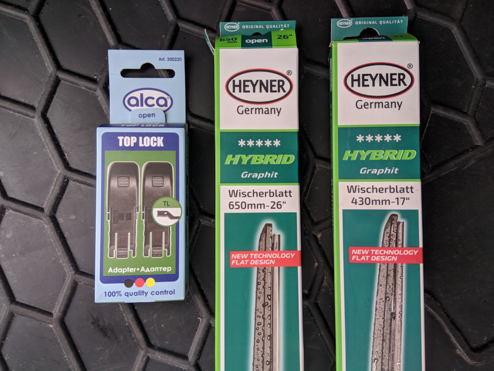 Щітки склоочисника Heyner Hybrid та антидощ Turtle Wax Clearvue 1