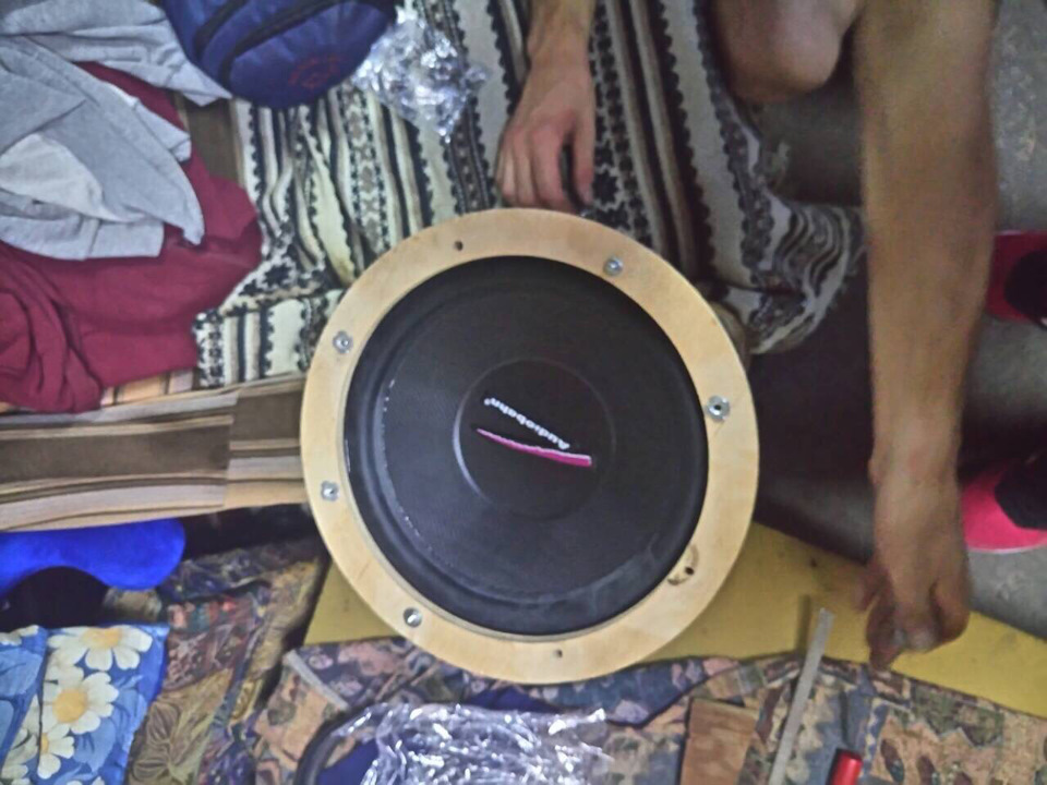 Audiobahn, багажник 2