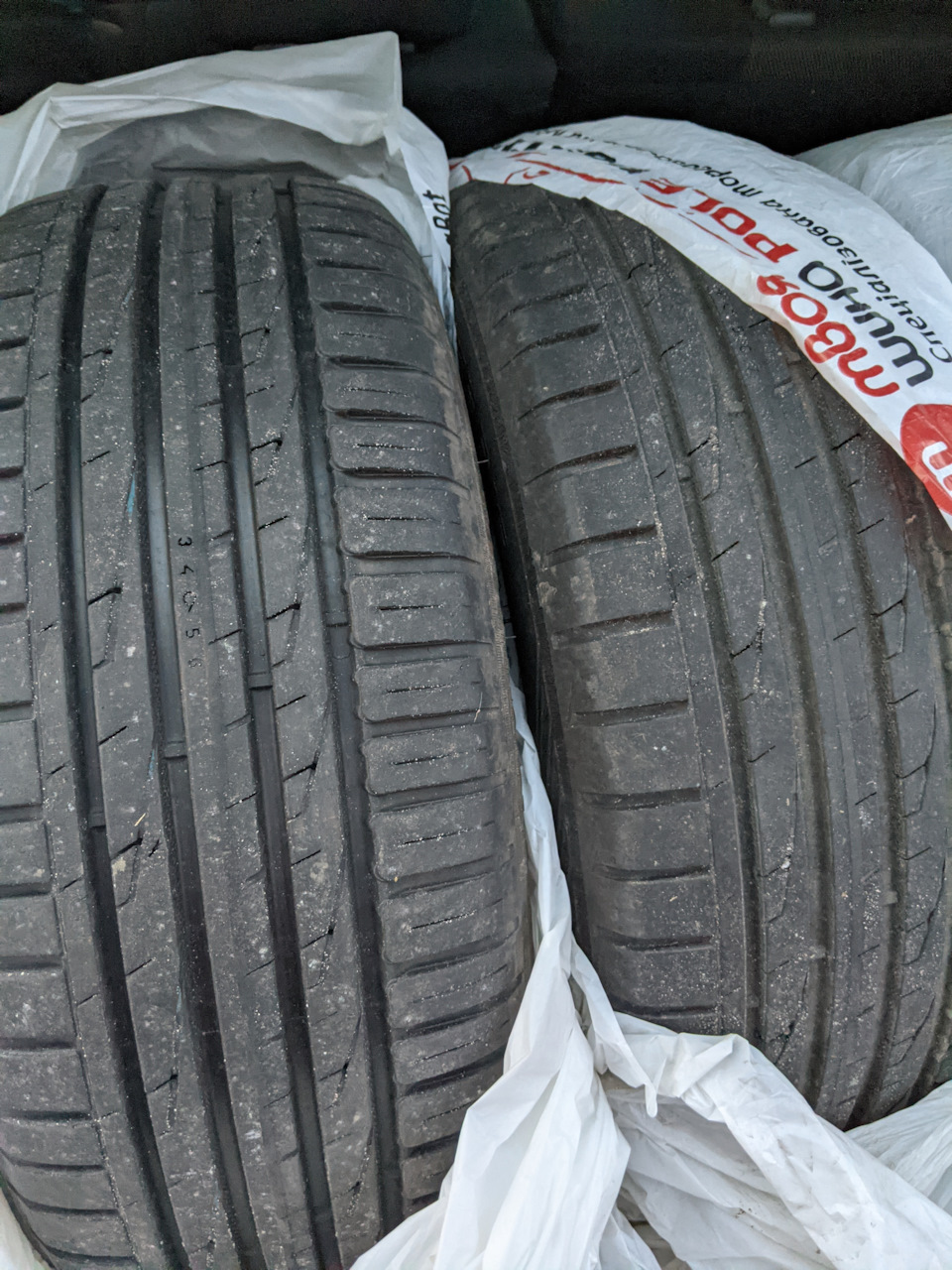 Nokian HAKKA BLUE 2 205/55 R16 94V 9000 км після покупки)) 2