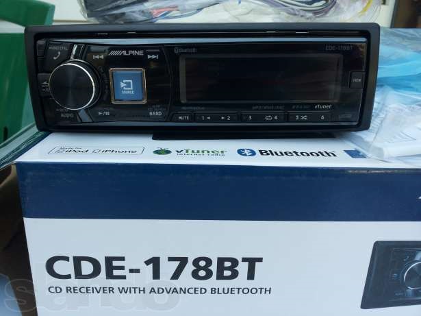 Alpine CDE-178BT 3