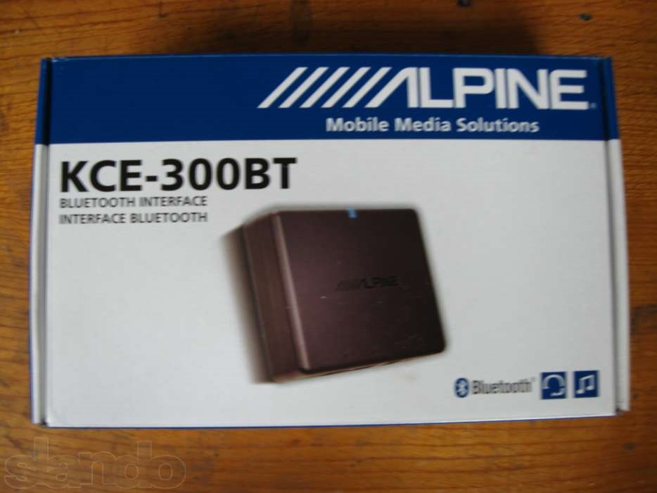 Bluetooth модуль Alpine KCE 300BT 1