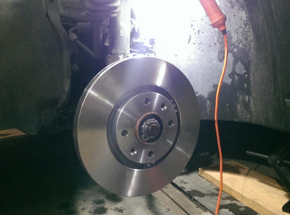 Заміна гальмівних дисків brembo 2