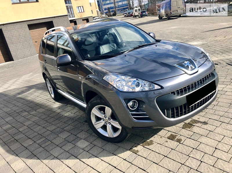Peugeot 4007 2.2 2010р. Перша заміна топливного фільтра 1