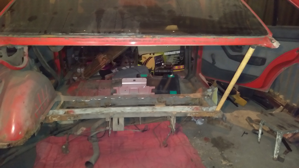 Продовжуємо ремонт Кузова Peugeot 405 5