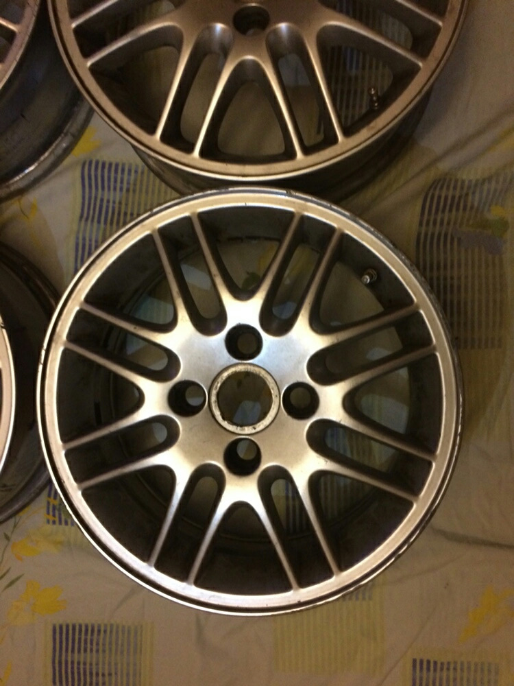 Продам або обміняю R15 4*108 та 52,5 5