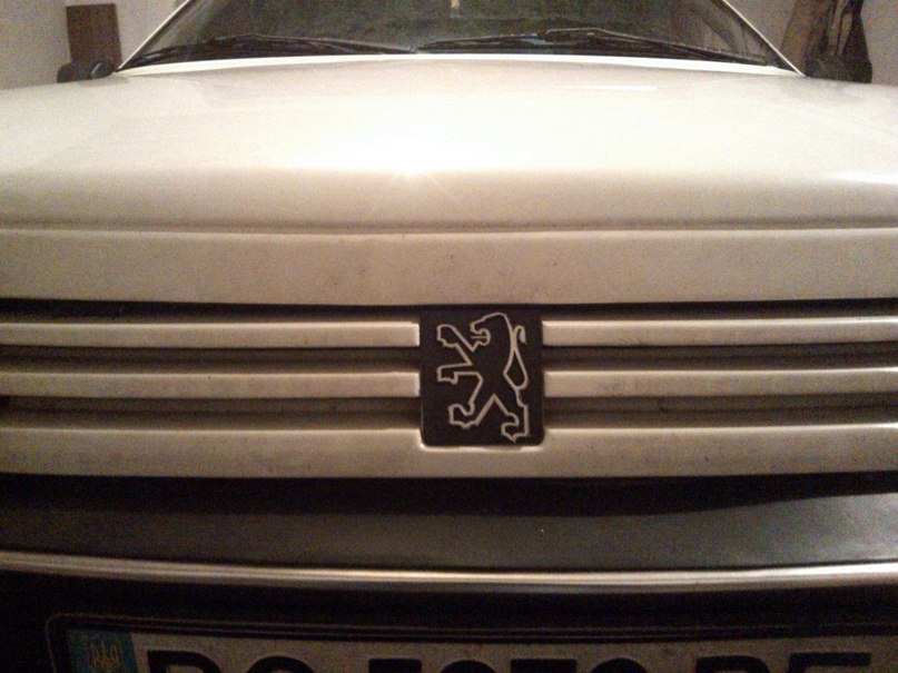 Емблема PEUGEOT 2