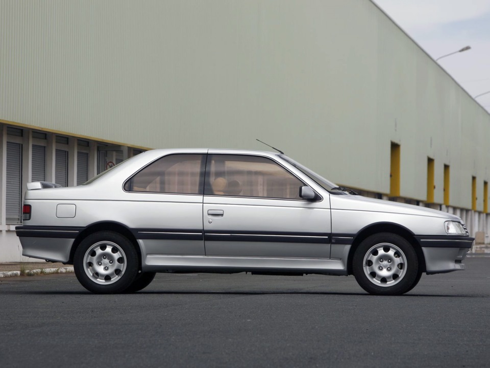 Peugeot 405 cupe 1