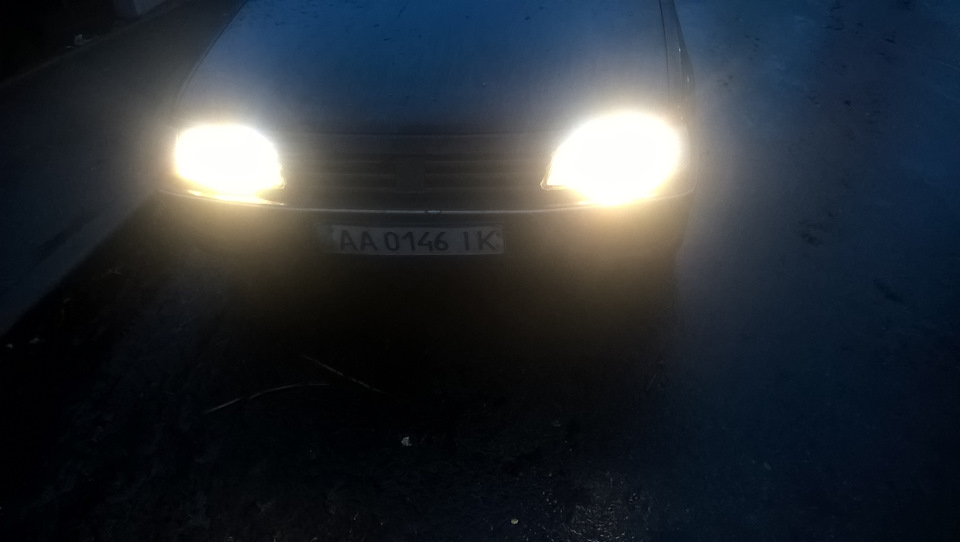 Двох лампова оптика Peugeot 405 5
