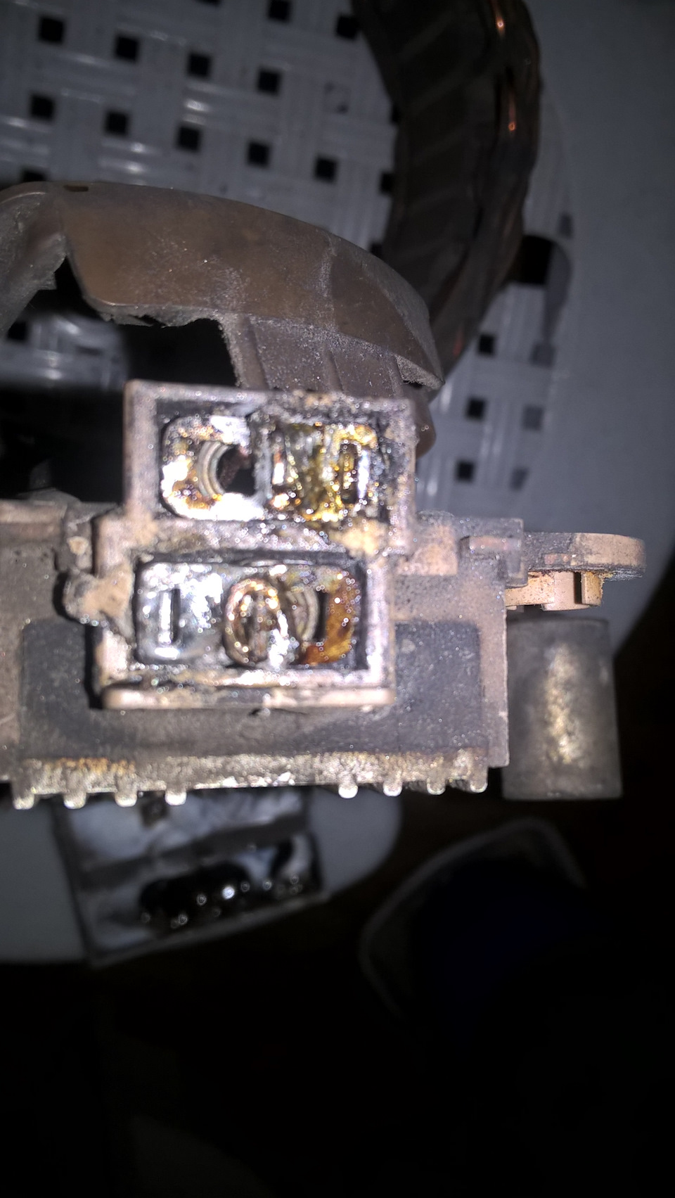 Генератор A004T02891A MITSUBISHI for Peugeot 405 3