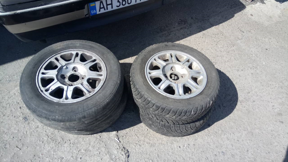 Диски виробництва Франції Peugeot 405 1