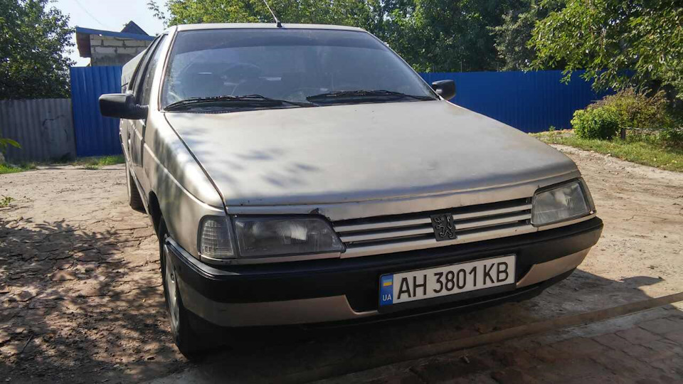 Капот Peugeot 405! 2
